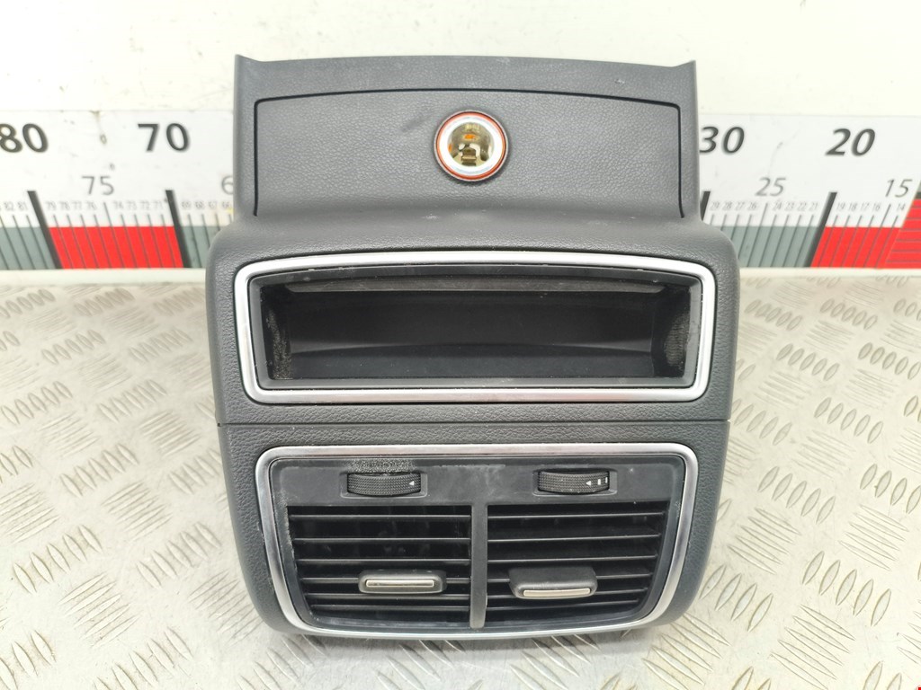 Дефлектор воздушный AUDI A6 C7 2011-2018