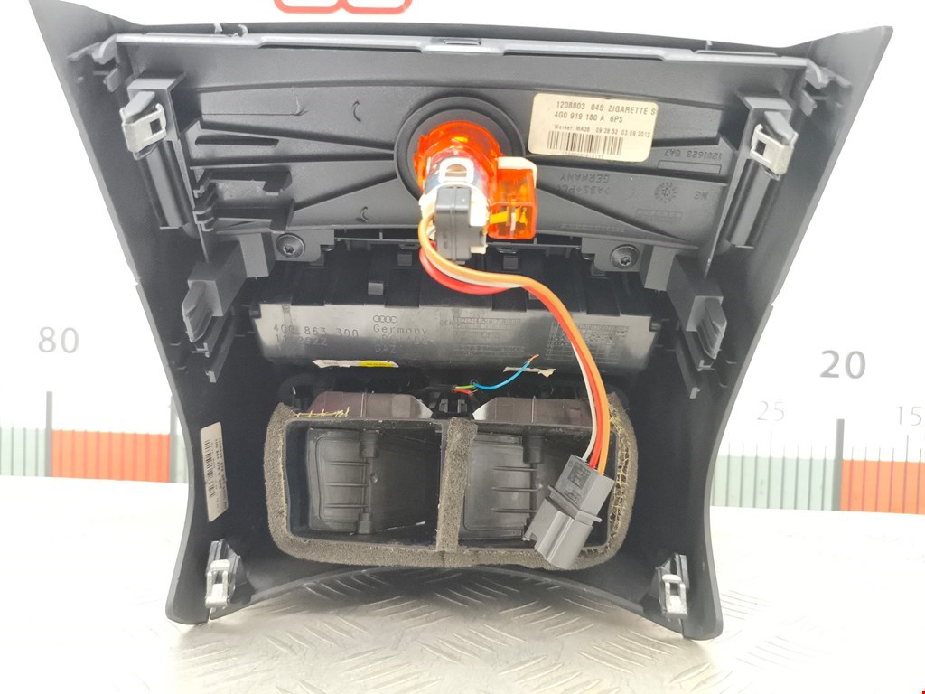 Дефлектор воздушный AUDI A6 C7 2011-2018