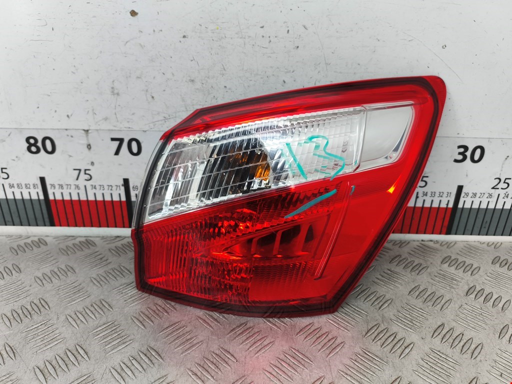 Фонарь задний правый NISSAN Qashqai J10 2006-2013