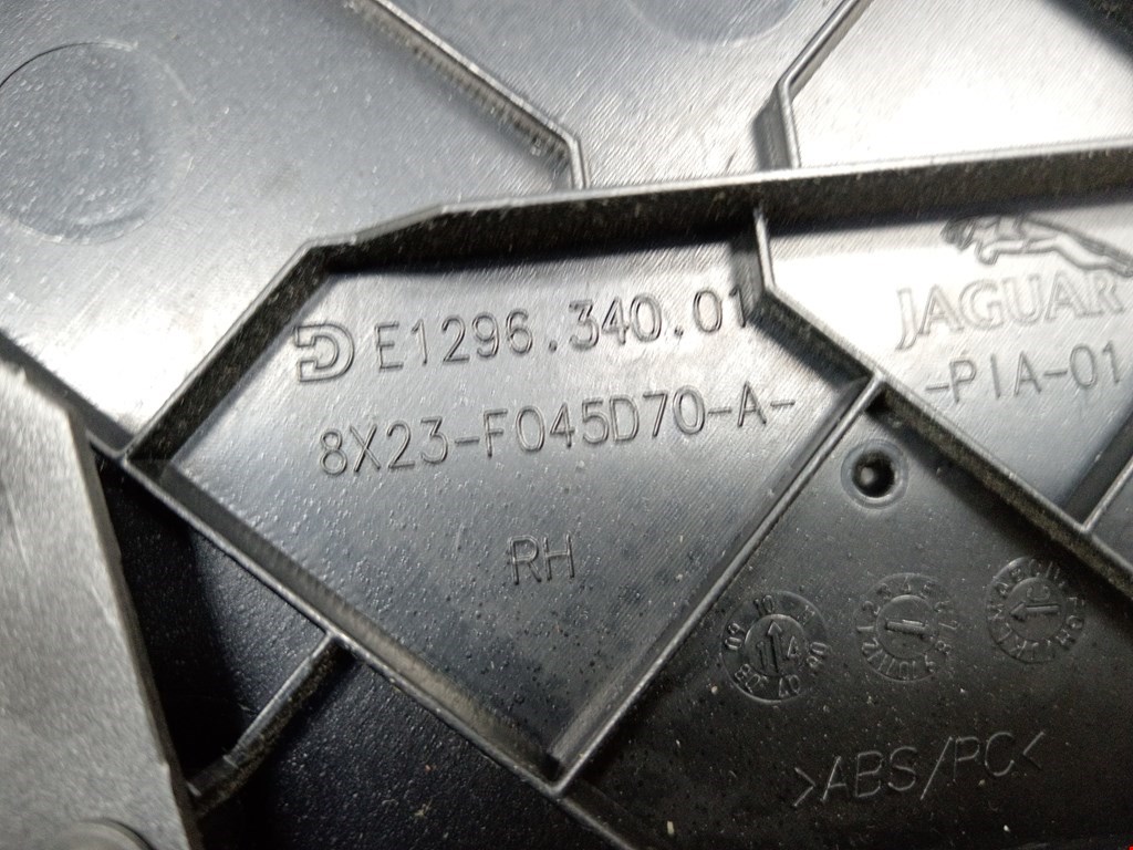 Накладка декоративная JAGUAR XF X250 2007-2015