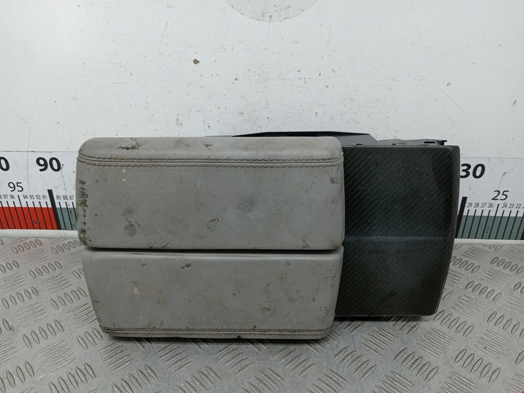 Подлокотник в салон TESLA Model S I 2012-н.в.