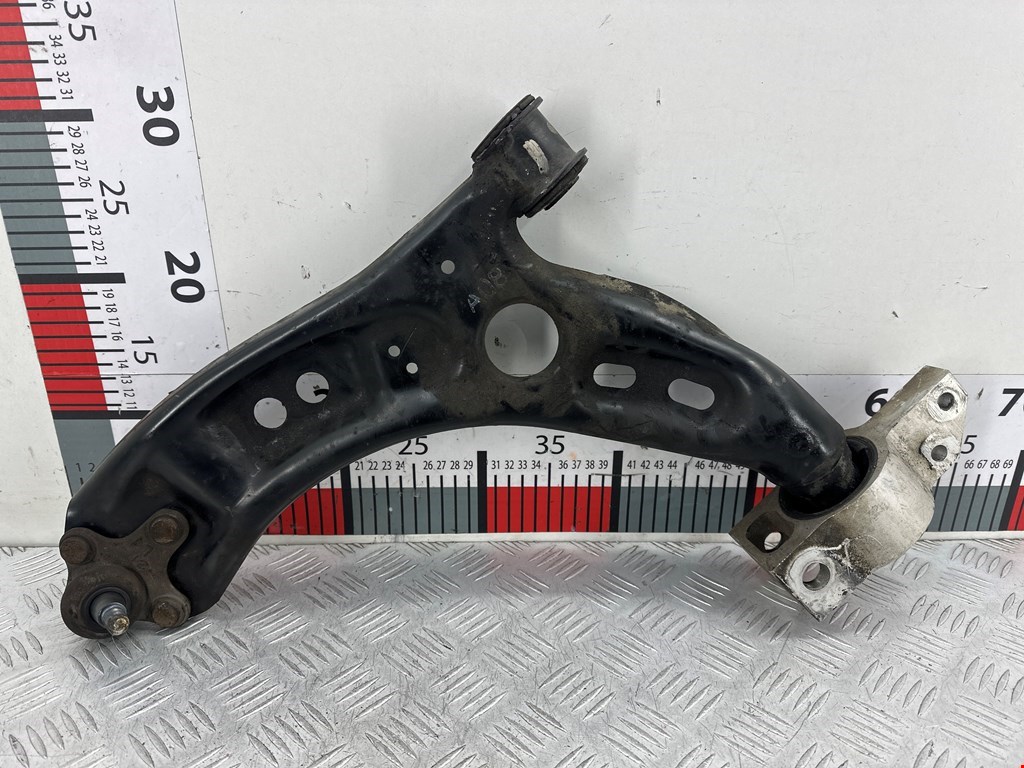 Рычаг передний левый VOLKSWAGEN Tiguan 2007-2018