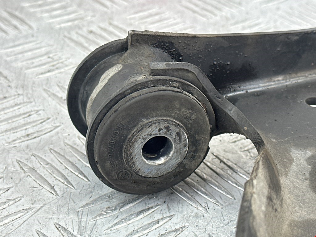 Рычаг передний левый VOLKSWAGEN Tiguan 2007-2018