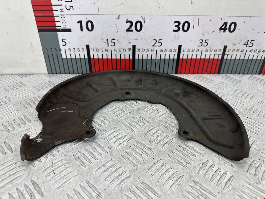 Кожух защитный тормозного диска передний левый Volkswagen Tiguan 1 (2007-2016)