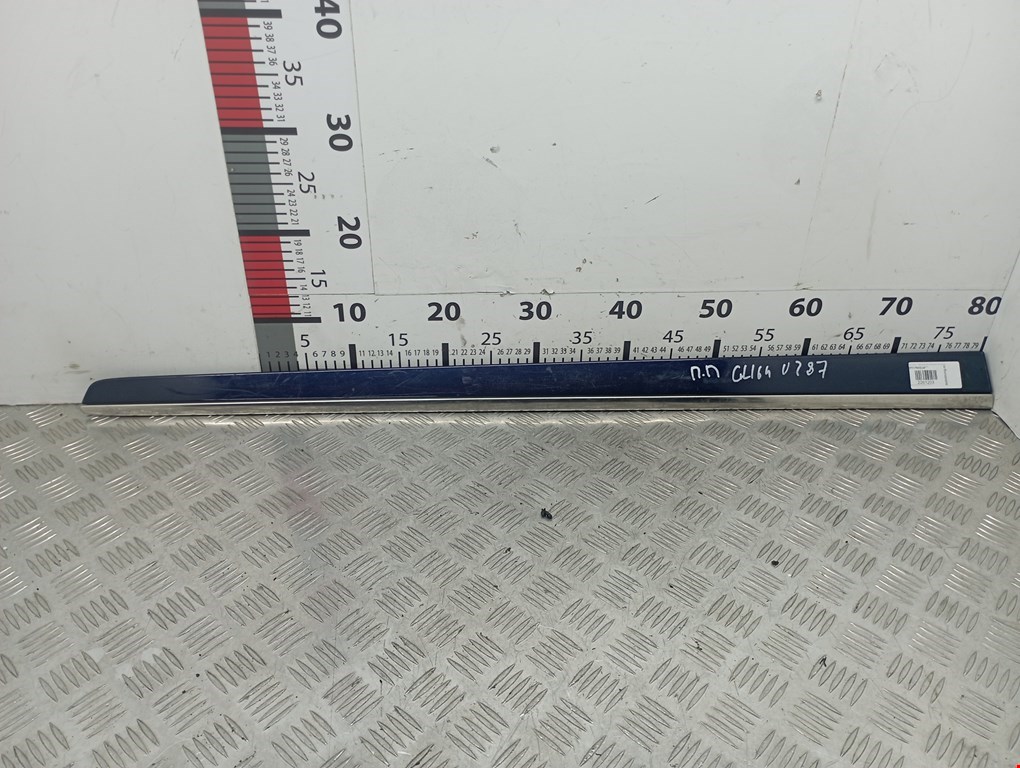 Накладка декоративная (молдинг) двери передней правой Mercedes GL-Class (X164) (2006-2012)