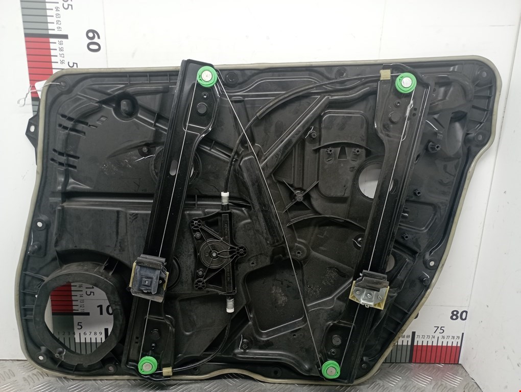 Стеклоподъемник передний левый MERCEDES-BENZ GLS-Class X166 2015-2019