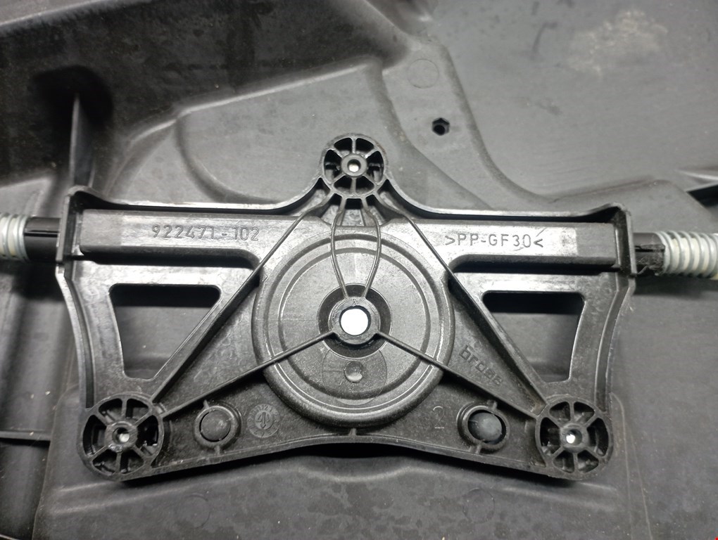 Стеклоподъемник передний левый MERCEDES-BENZ GLS-Class X166 2015-2019