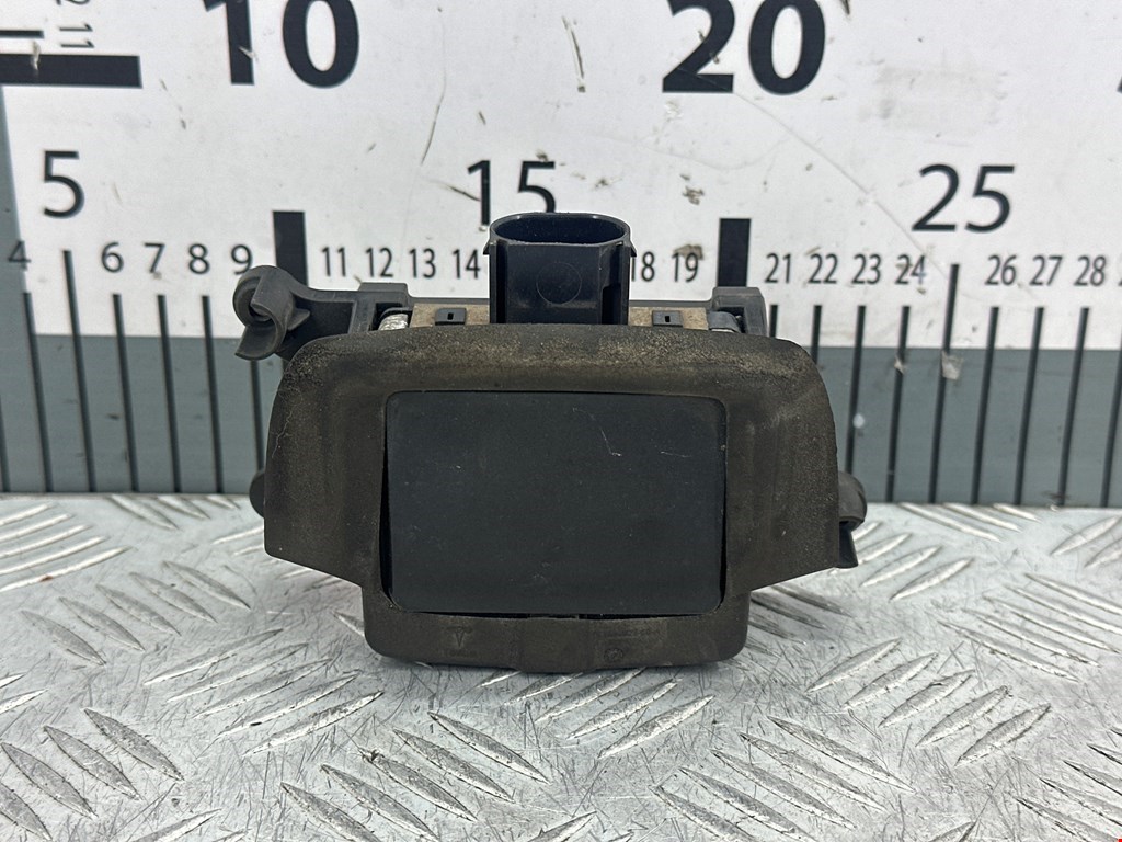 Дистроник (адаптивный круиз-контроль радар датчик SRR) Tesla Model S (2012-2023)