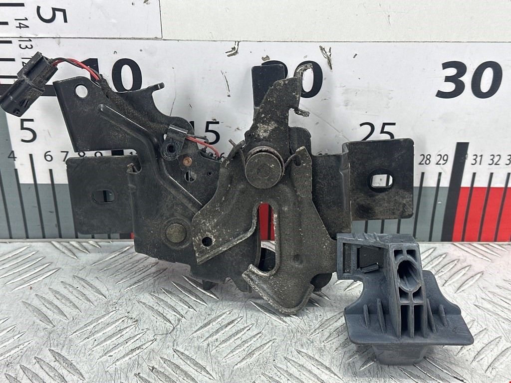 Замок капота TESLA Model S I 2012-н.в.