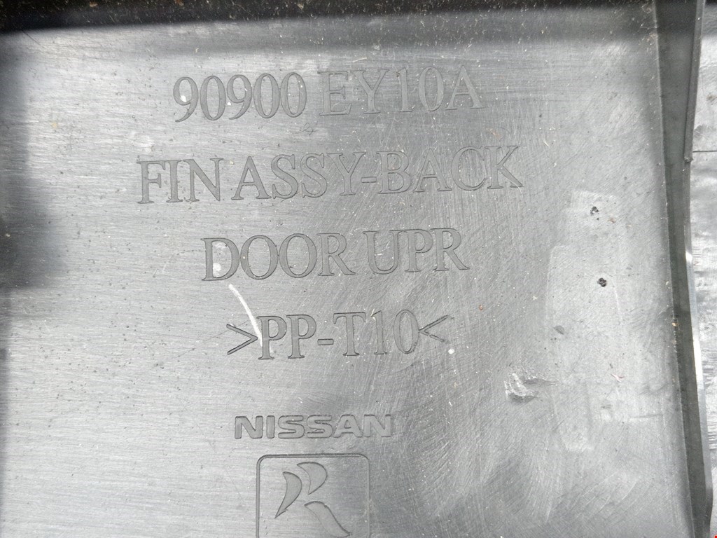 Обшивка крышки багажника NISSAN Qashqai J10 2006-2013