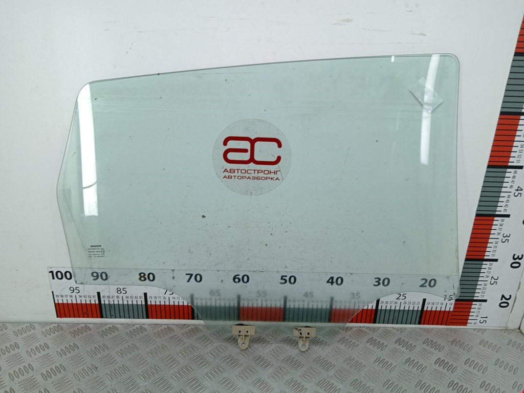Стекло двери заднее левое NISSAN Qashqai J10 2006-2013