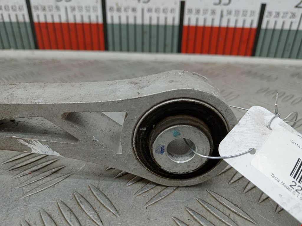 Рычаг задний правый TESLA Model S I 2012-н.в.