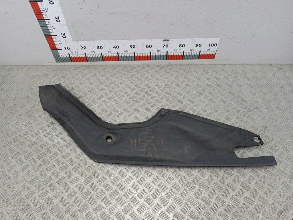 Накладка декоративная под капот (кожух замка капота и прочие) Tesla Model S (2012-2023)