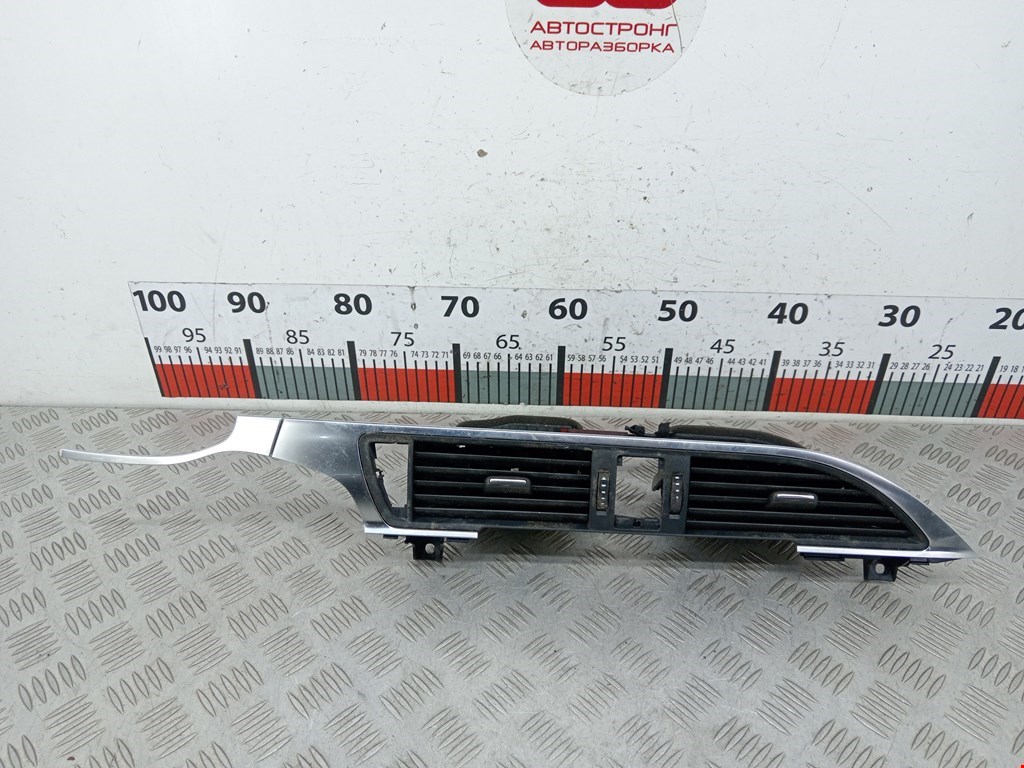 Дефлектор воздушный AUDI A6 C7 2011-2018