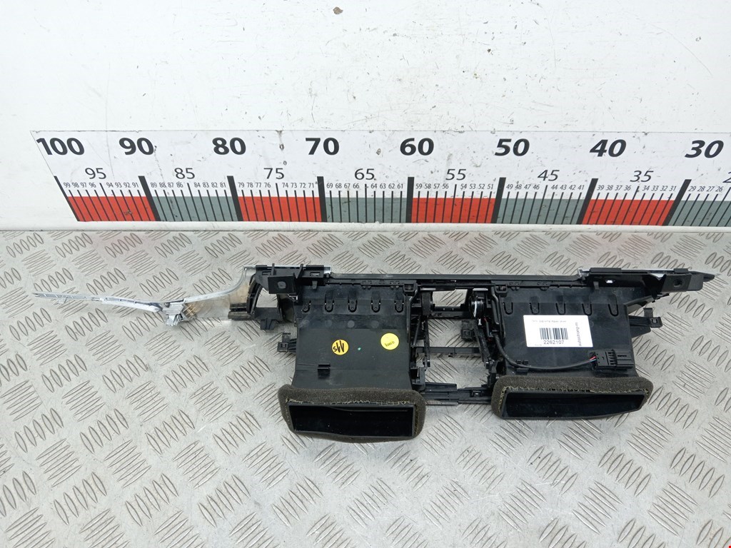 Дефлектор воздушный AUDI A6 C7 2011-2018