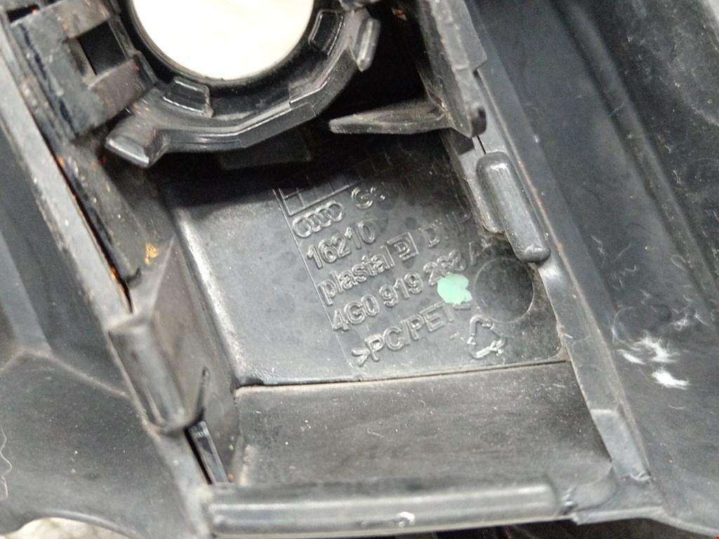 Решетка радиатора AUDI A6 C7 2011-2018