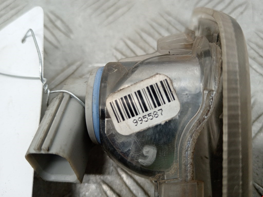 Повторитель на крыло TESLA Model S I 2012-н.в.