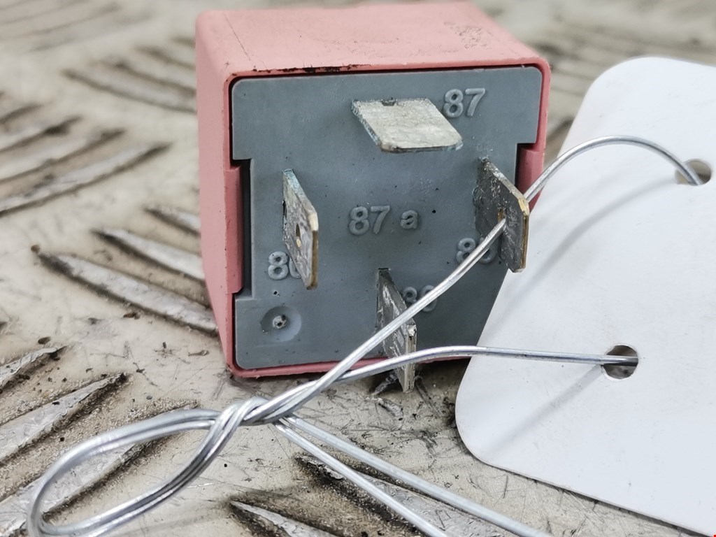 Реле NISSAN Inerstar 1997-2010