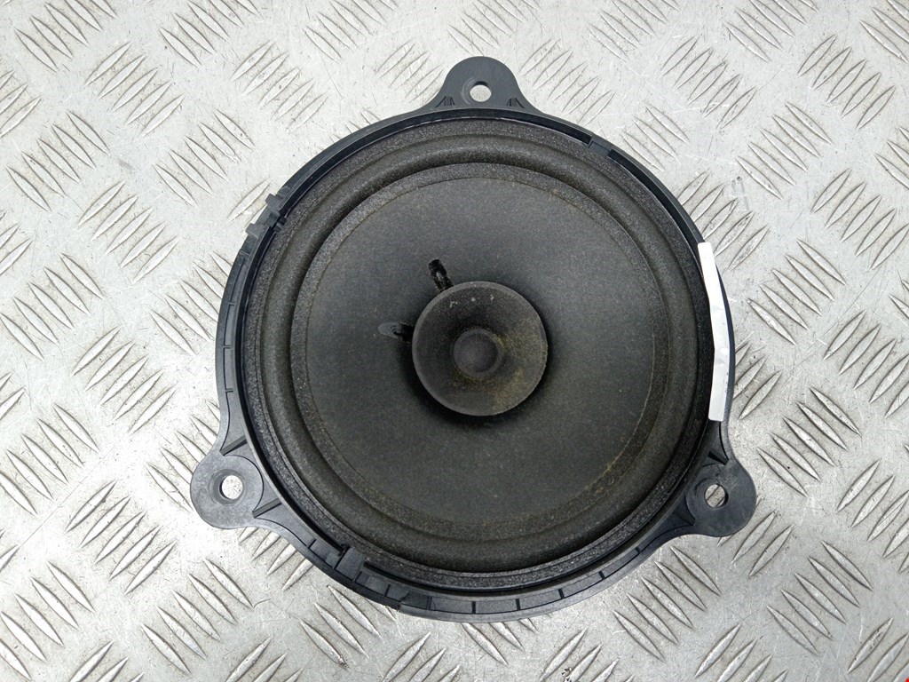 Динамик NISSAN Qashqai J10 2006-2013