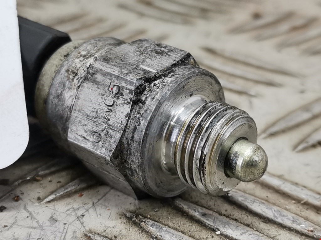 Датчик включения заднего хода VOLVO V40 I 1995-2004