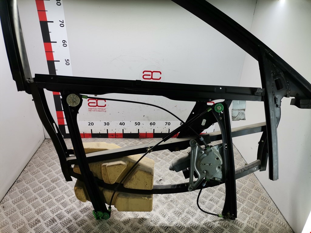 Стеклоподъемник передний правый AUDI A4 B5 1995-2001