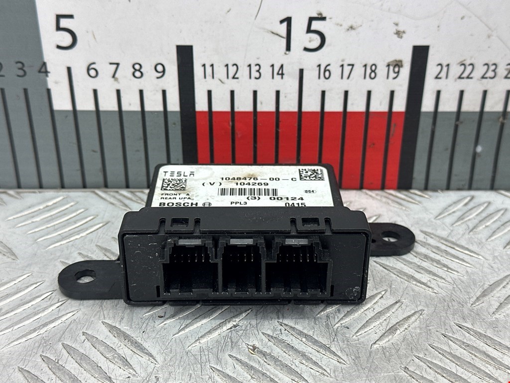 Блок управления парктрониками TESLA Model S I 2012-н.в.