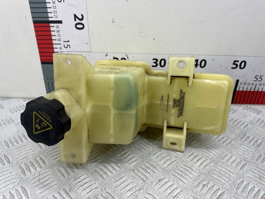 Бачок расширительный TESLA Model S I 2012-н.в.