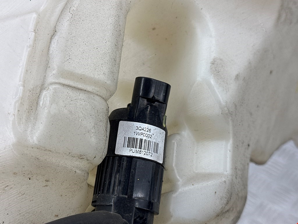 Бачок омывателя TESLA Model S I 2012-н.в.