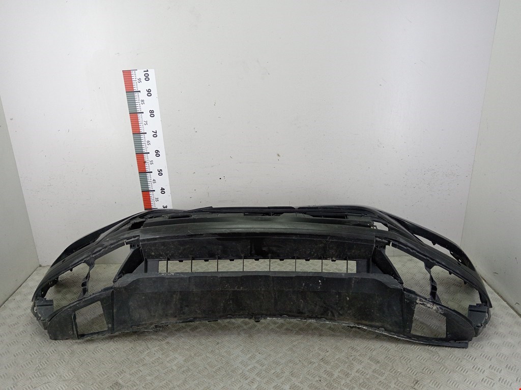 Бампер передний VOLKSWAGEN Touareg 2010-2018