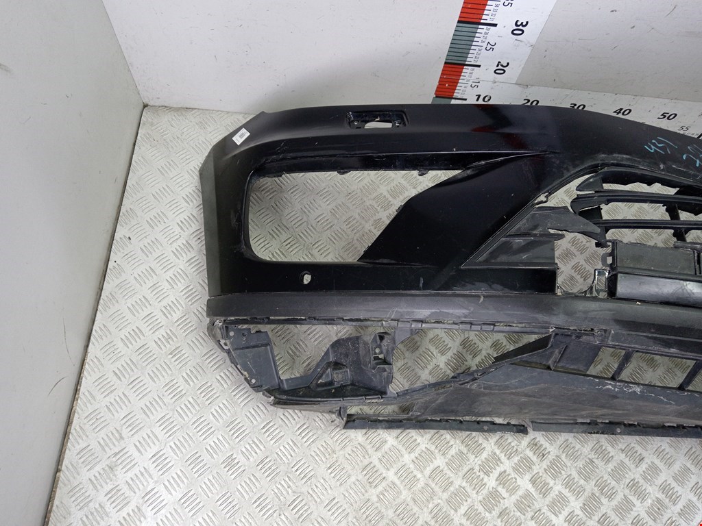 Бампер передний VOLKSWAGEN Touareg 2010-2018