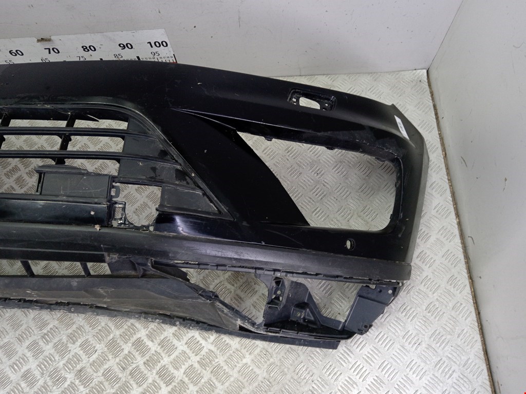 Бампер передний VOLKSWAGEN Touareg 2010-2018