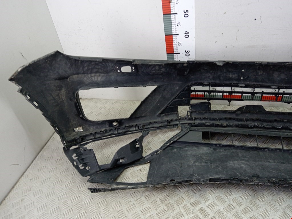 Бампер передний VOLKSWAGEN Touareg 2010-2018