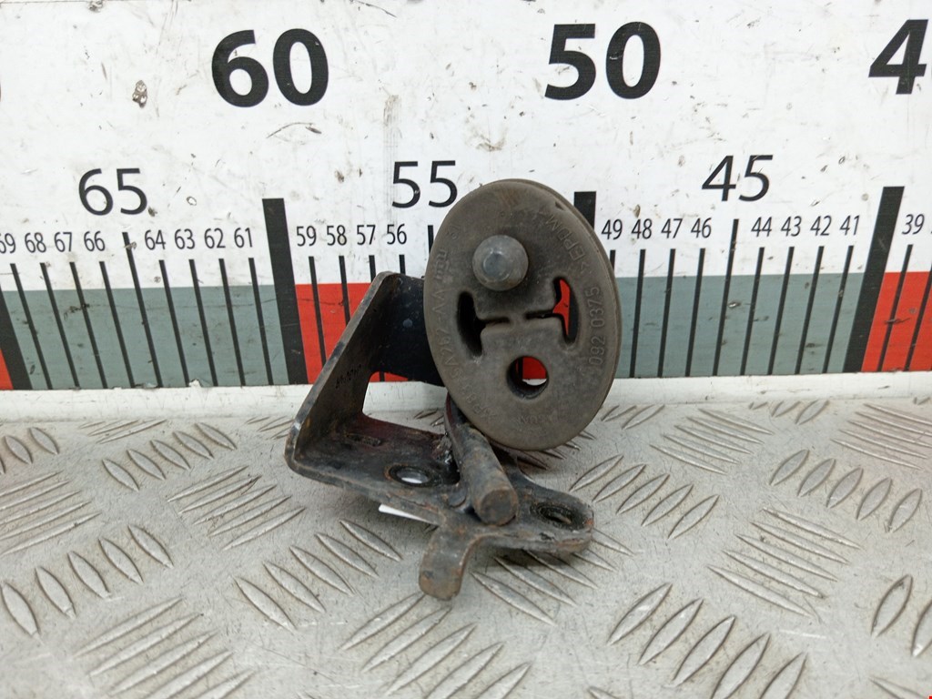 Резинка подвеса глушителя JAGUAR XF X250 2007-2015