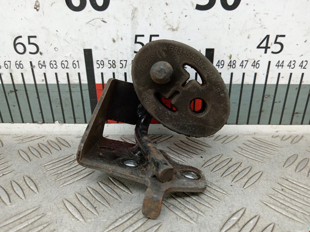 Резинка подвеса глушителя JAGUAR XF X250 2007-2015