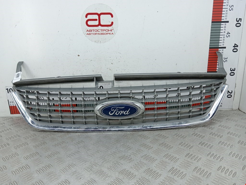 Решетка радиатора FORD Mondeo IV 2007-2015