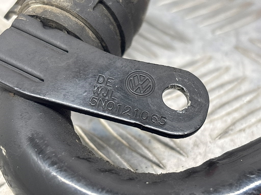 Трубка системы охлаждения SEAT Altea 2004-2015