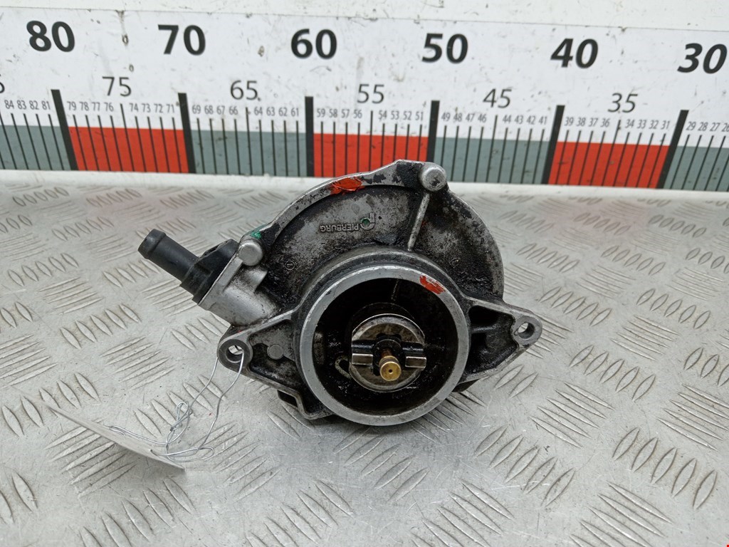 Насос вакуумный Volkswagen Phaeton (2002-2016)