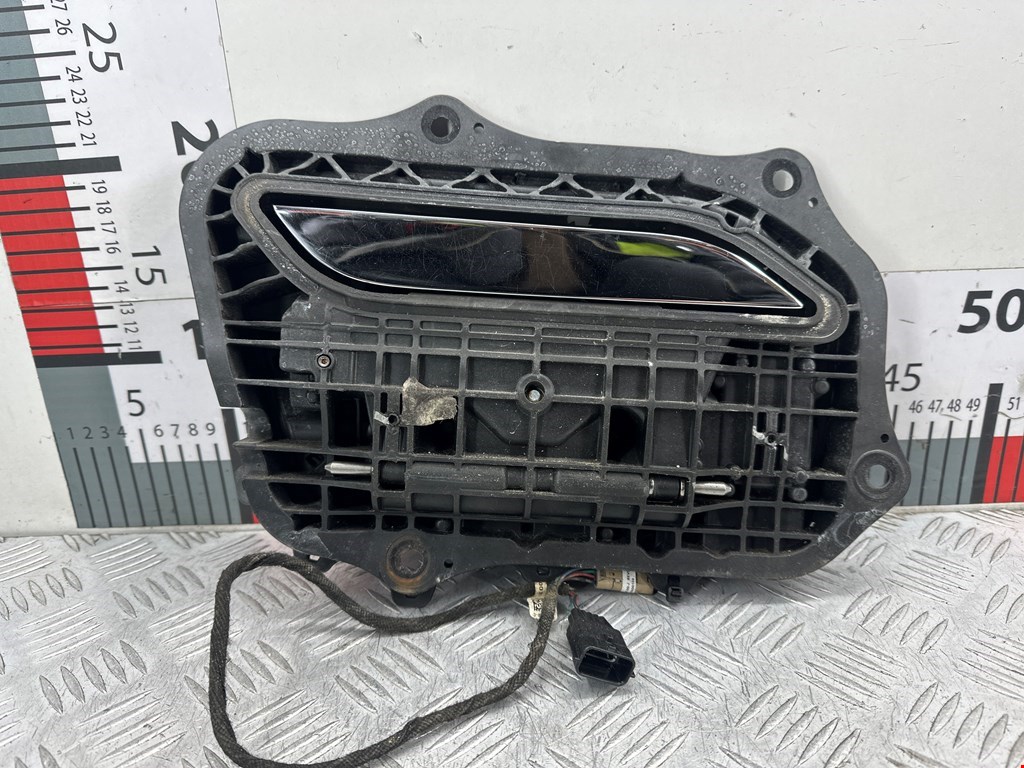 Ручка двери передней наружная правая TESLA Model S I 2012-н.в.