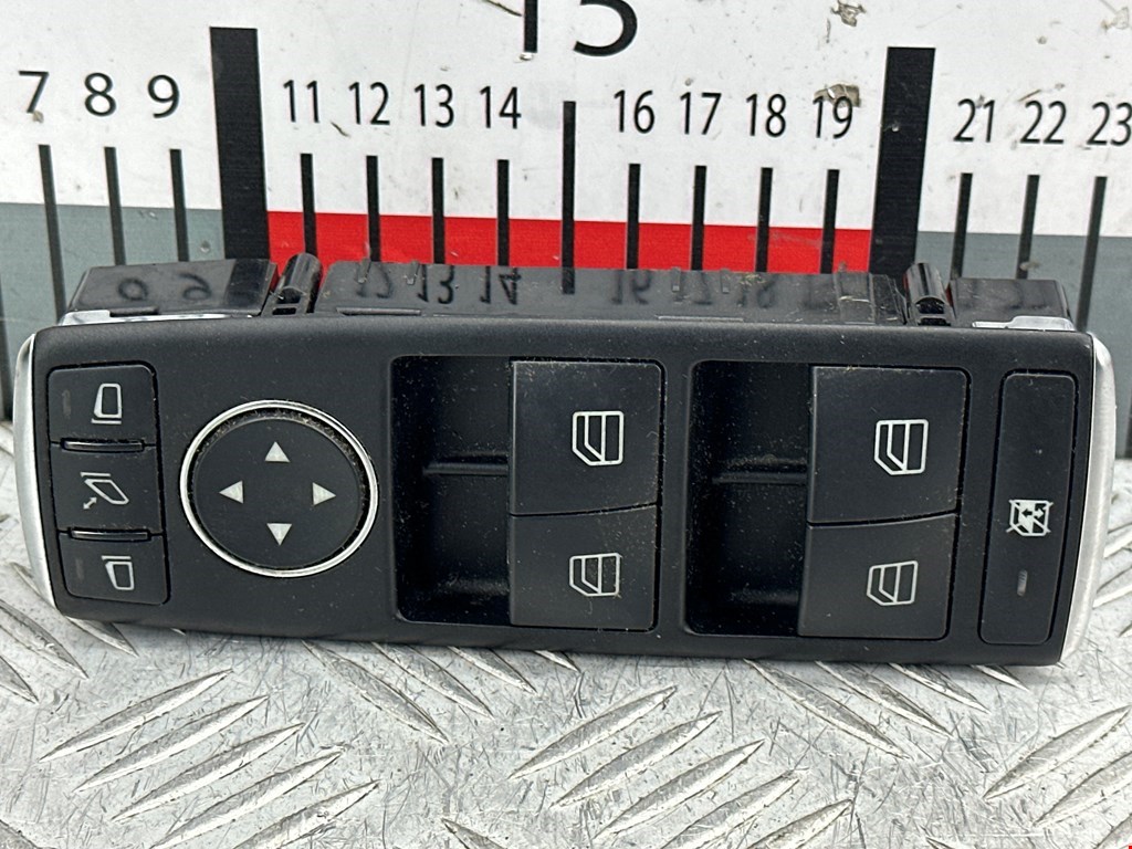 Блок управления стеклоподъемниками TESLA Model S I 2012-н.в.