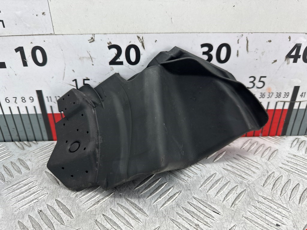 Уплотнитель двери TESLA Model S I 2012-н.в.