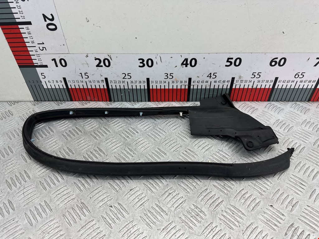 Уплотнитель двери TESLA Model S I 2012-н.в.