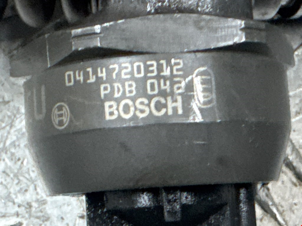 Форсунка дизельная электрическая VOLKSWAGEN Passat B6 2005-2011