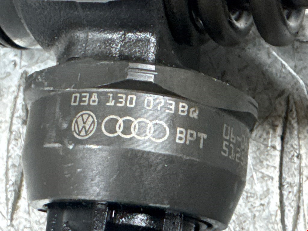 Форсунка дизельная электрическая VOLKSWAGEN Passat B6 2005-2011