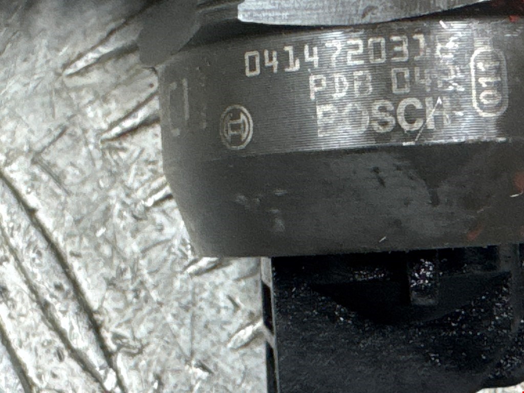 Форсунка дизельная электрическая VOLKSWAGEN Passat B6 2005-2011