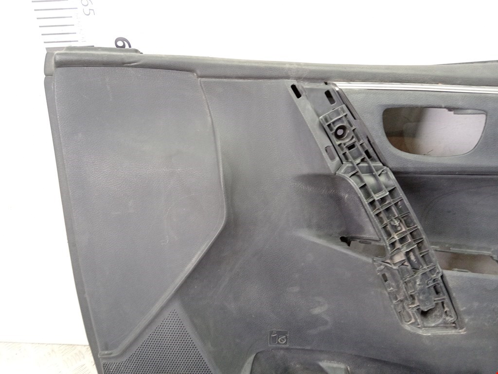 Обшивка двери передняя правая TOYOTA Corolla E160/E170 2013-н.в.