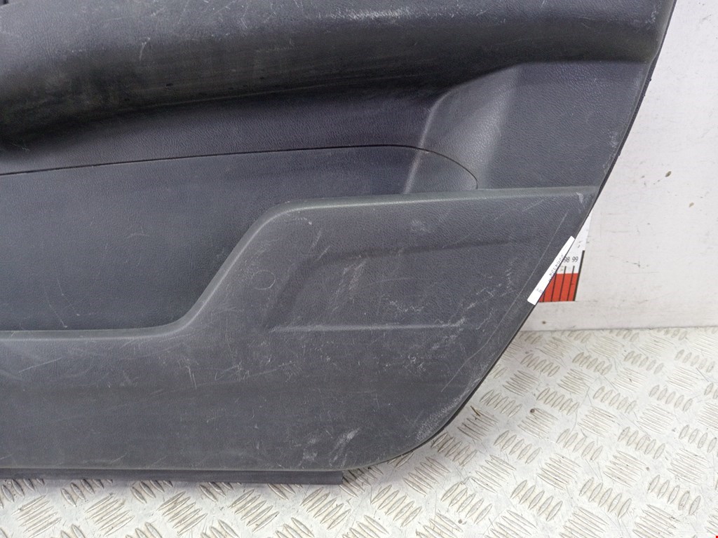 Обшивка двери передняя правая HONDA CR-V III 2007-2012