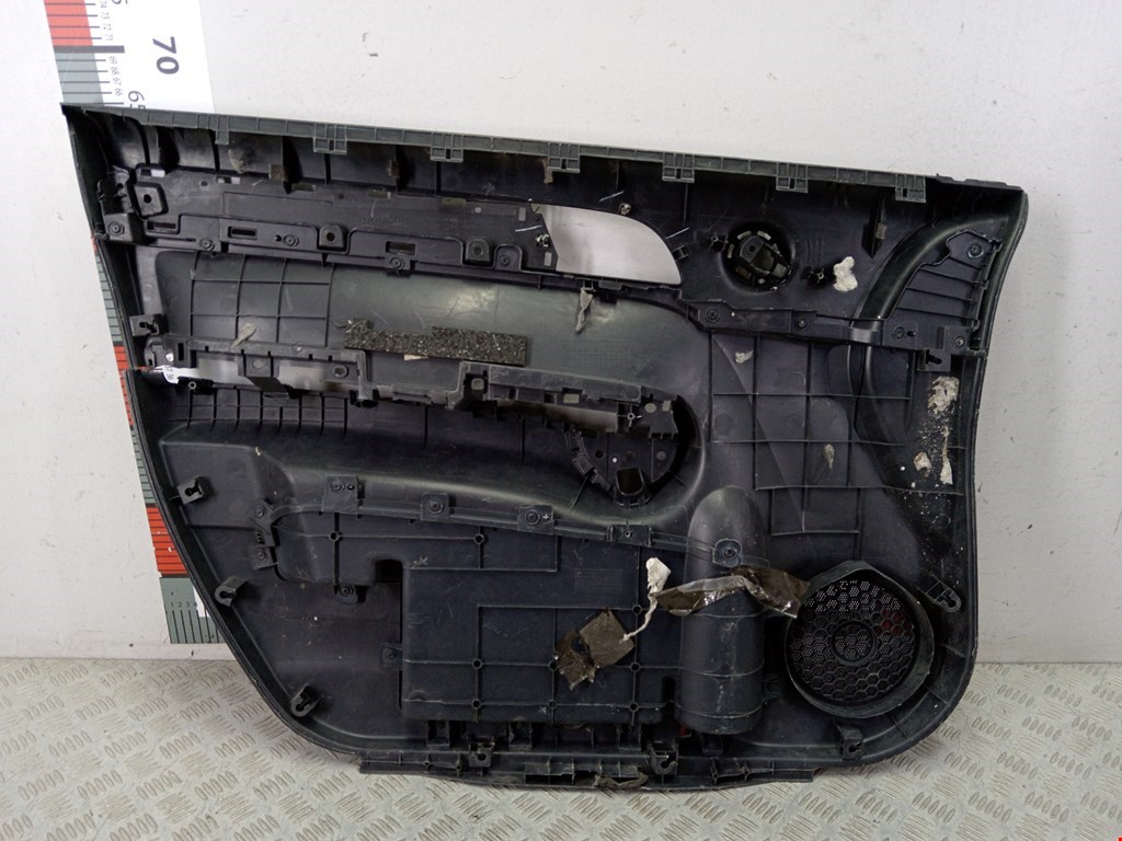 Обшивка двери передняя правая HONDA CR-V III 2007-2012