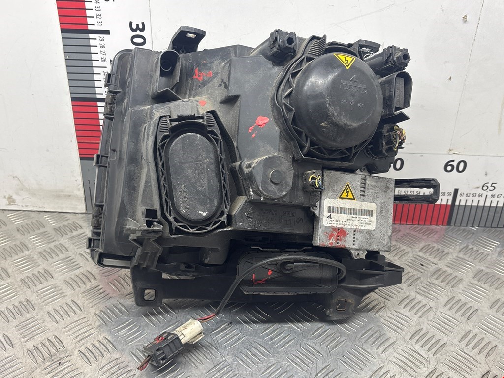 Фара правая LAND ROVER Range Rover 2002-2012