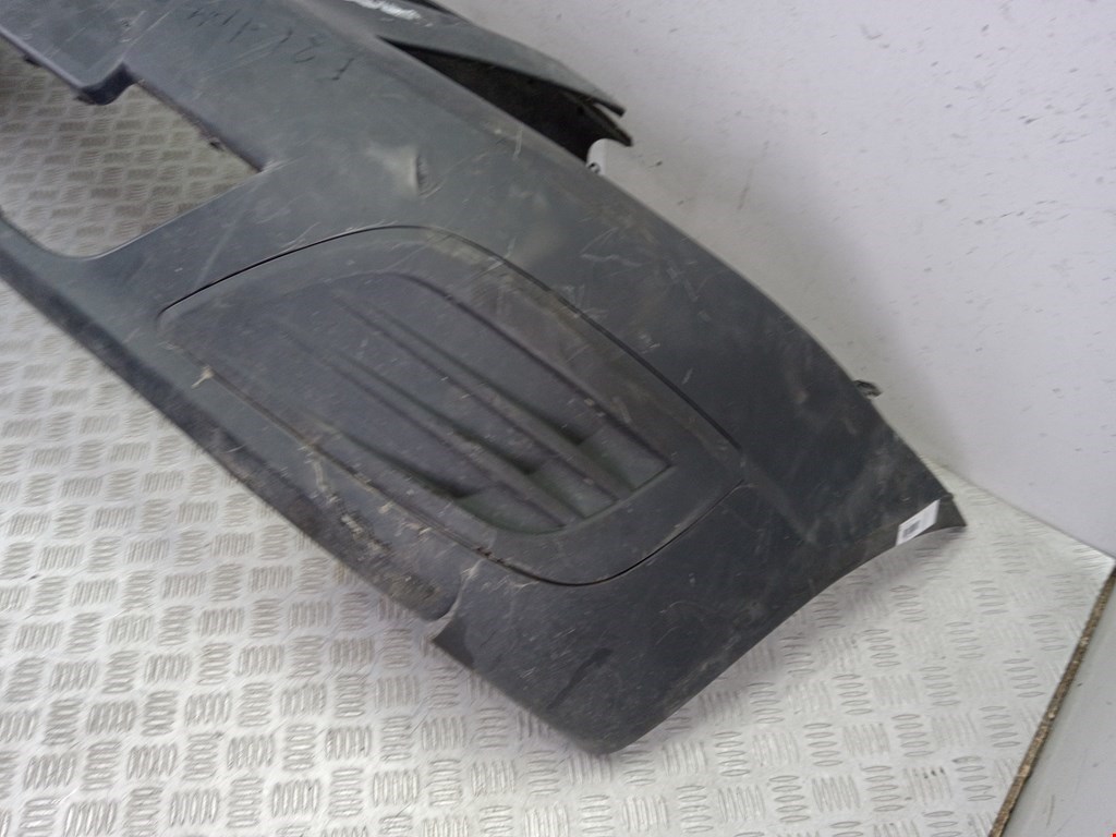 Бампер передний LADA (VAZ) Largus 2012-н.в.