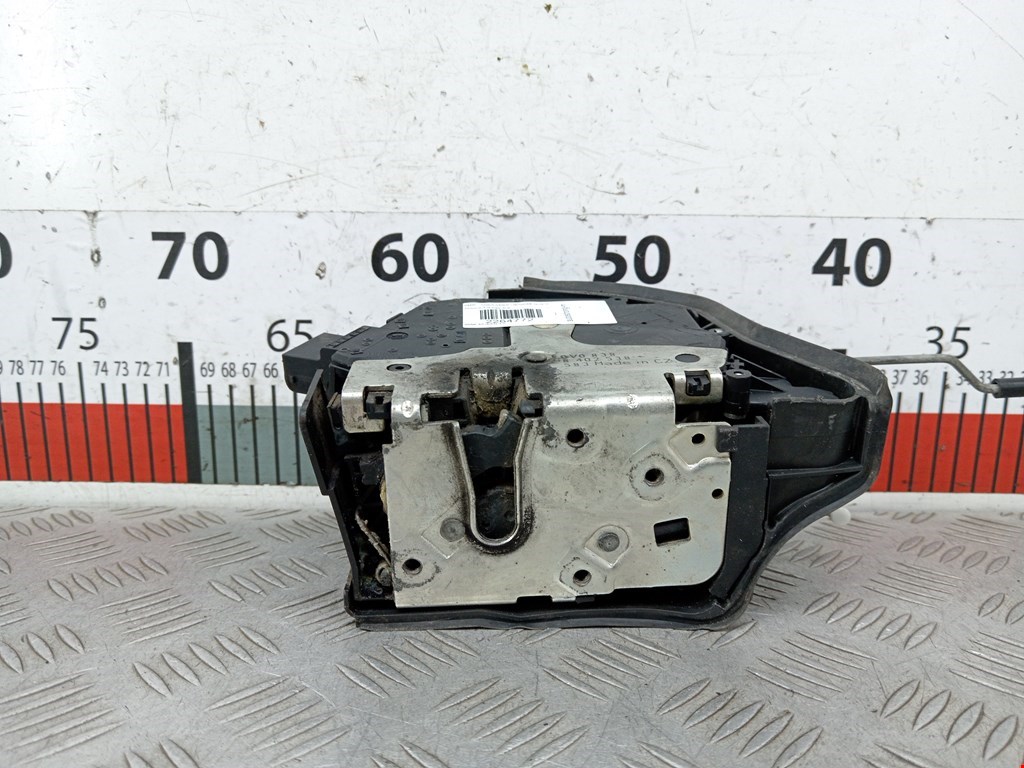 Замок двери передней правой BMW X5 E53 1999-2006